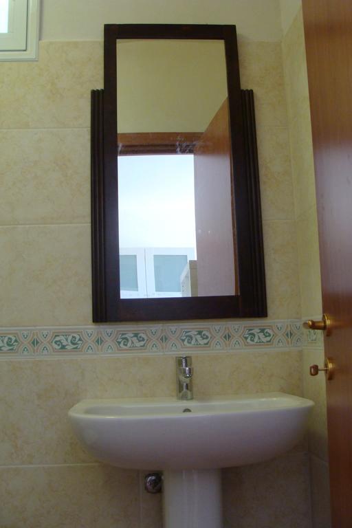 Apartment Behara